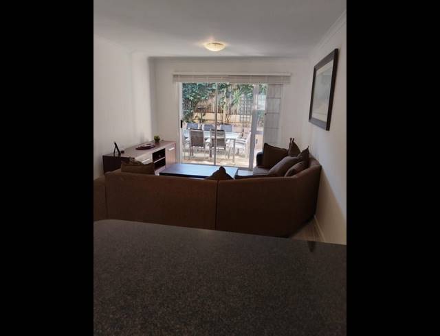 2 BEDROOM PROPERTY TO RENT IN WYNBERG UPPER